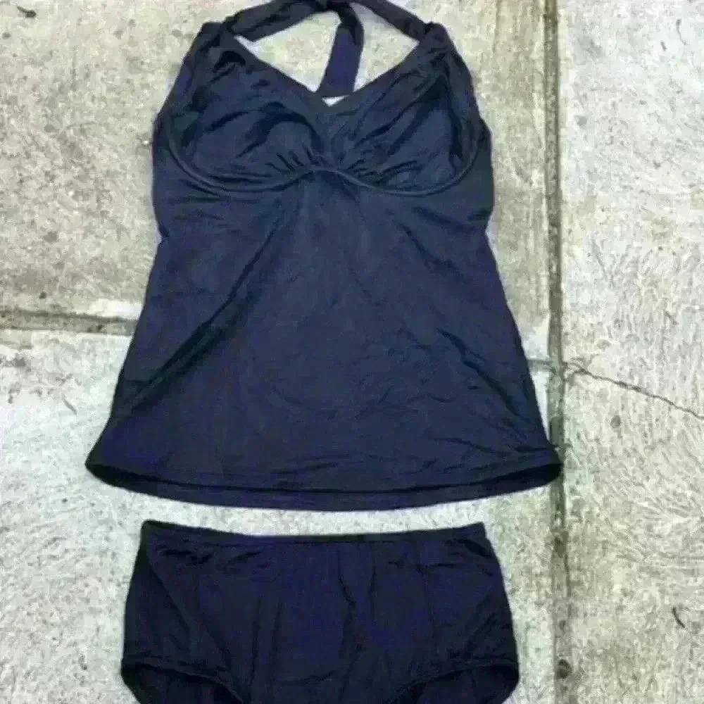 Athleta 2- Two Piece Swimsuit- Size 36 B/C-Size Small Bottom High waist Black